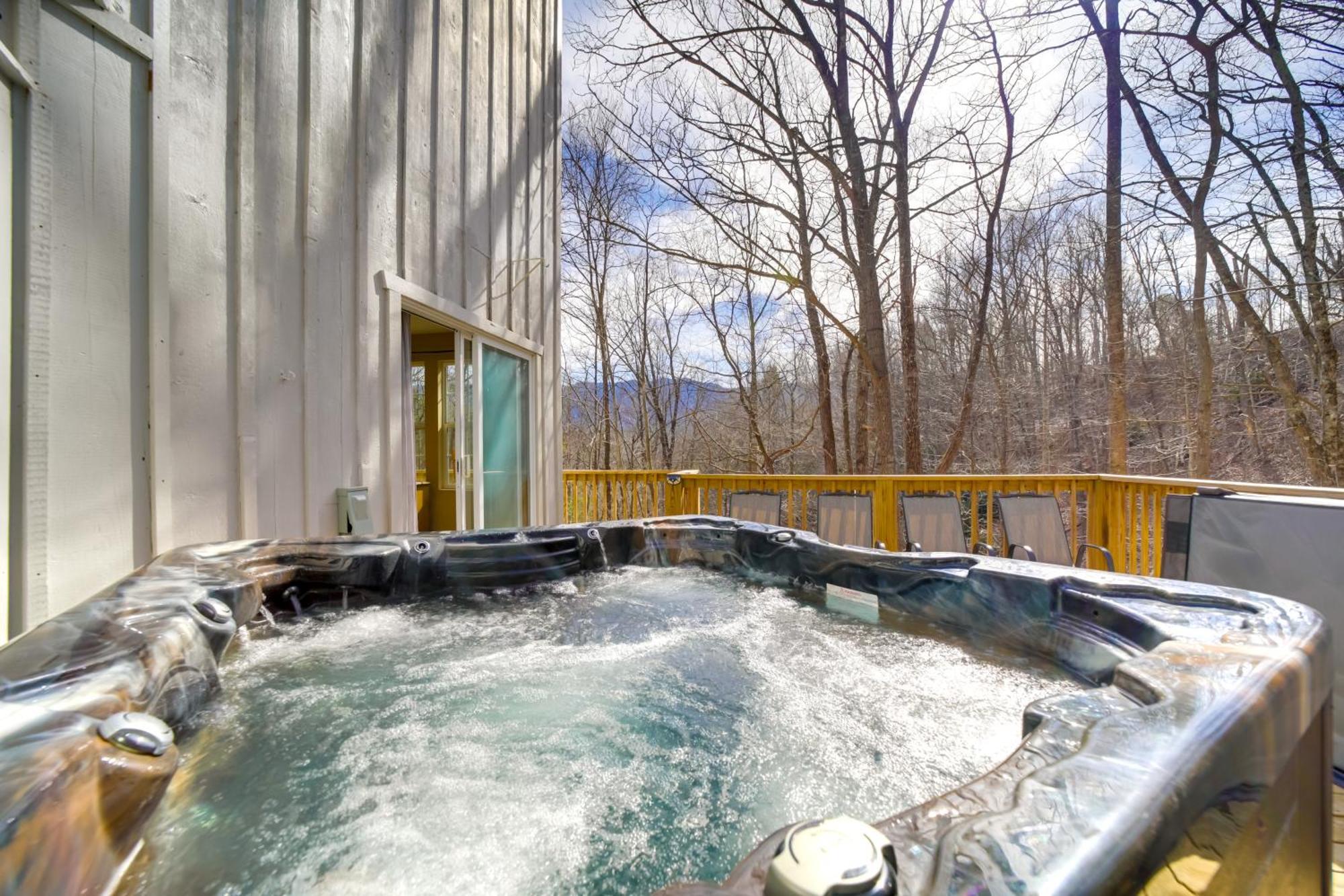 גטלינבורג Updated Cobbly Nob Resort Home With Hot Tub! מראה חיצוני תמונה