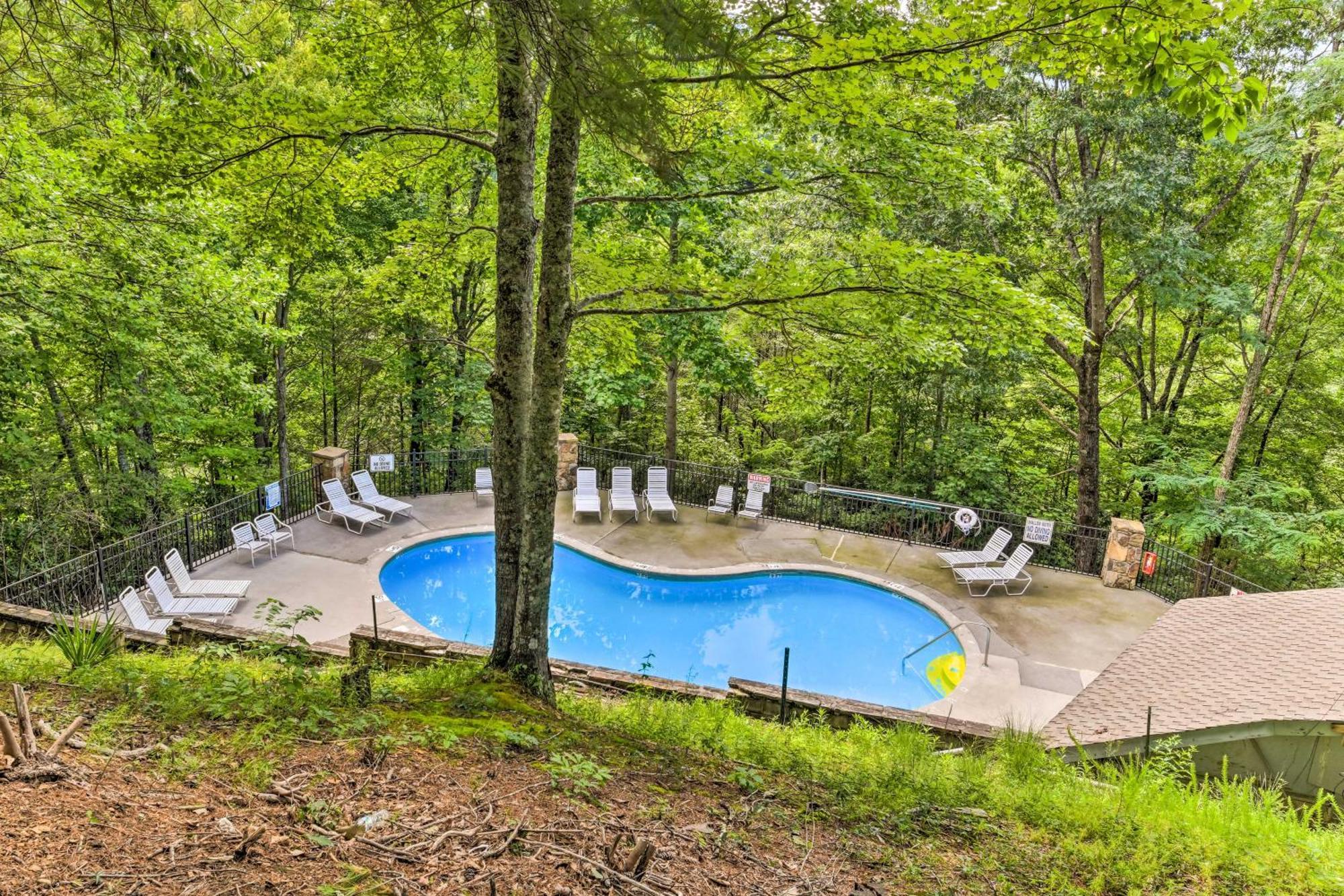 גטלינבורג Updated Cobbly Nob Resort Home With Hot Tub! מראה חיצוני תמונה